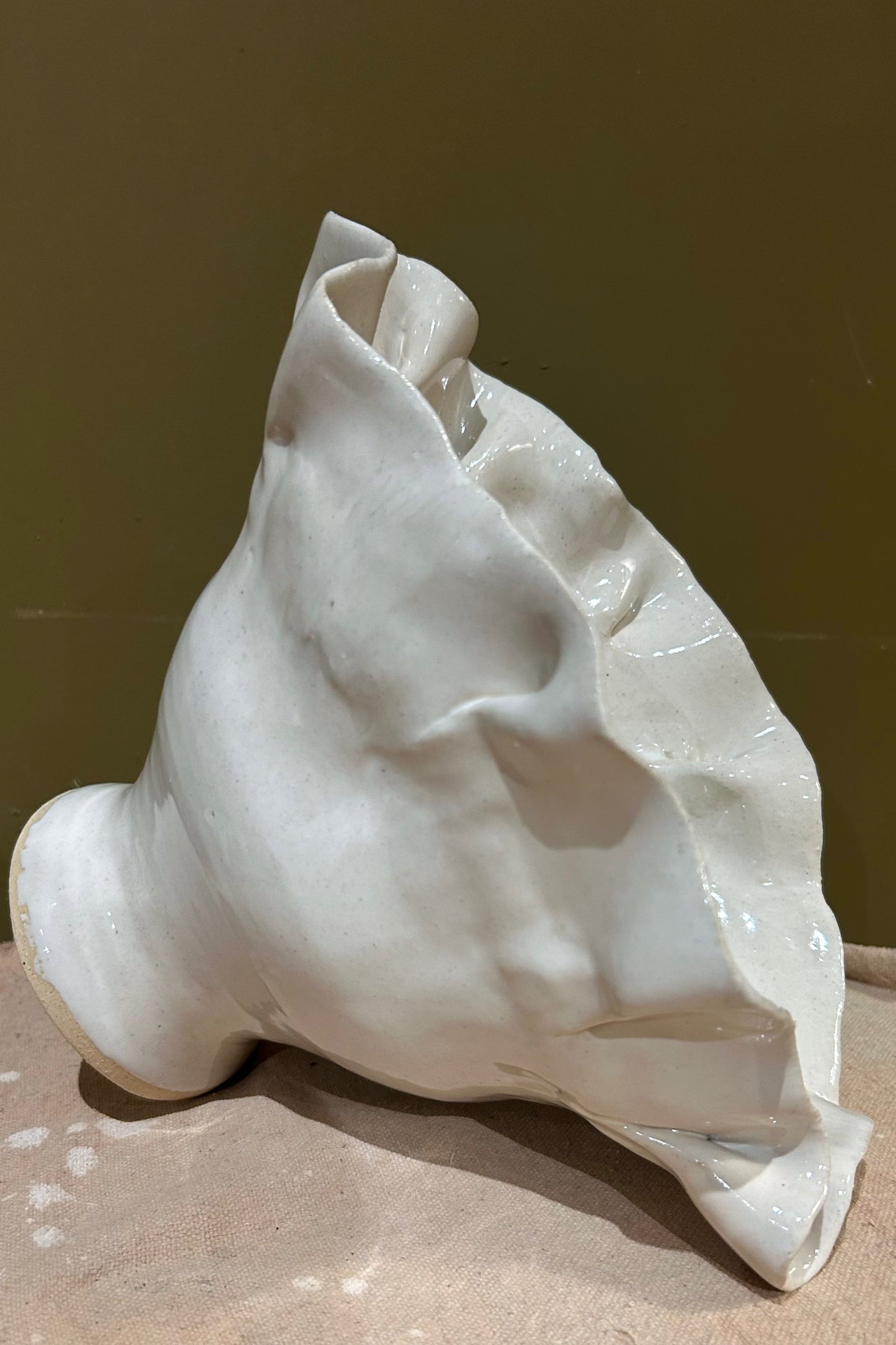 Ruffled Vase 1 / White Glaze