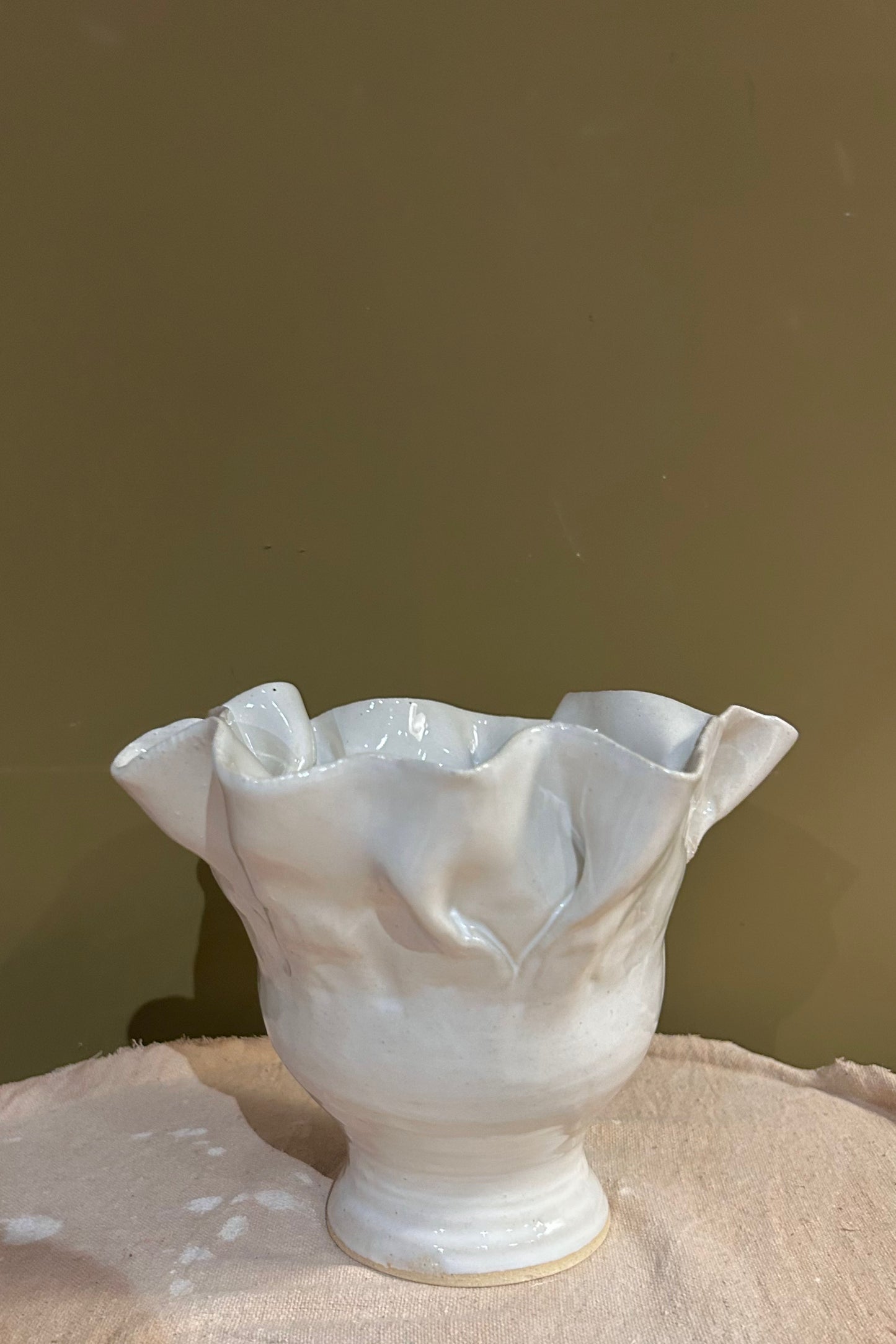Ruffled Vase 4 / White Glaze