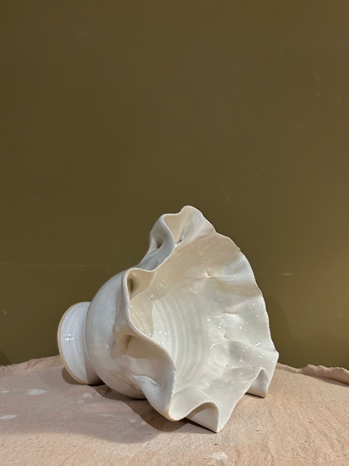 Ruffled Vase 4 / White Glaze
